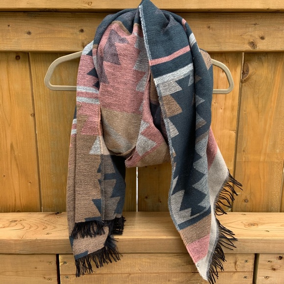Eclipse Accessories - Eclipse Aztec Blanket Scarf